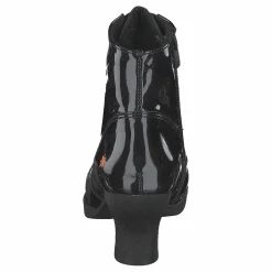 Art 927 C Harlem Black