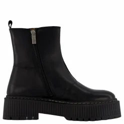 Ten Points Alina Ankle Boots Black