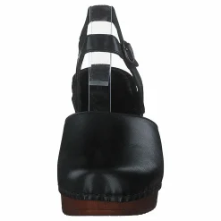 Ten Points Amelia Black