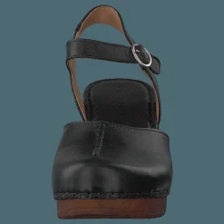 Ten Points Amelia Black