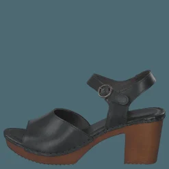 Ten Points Amelia Black