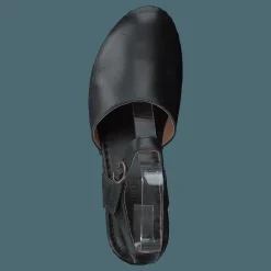 Ten Points Amelia Black