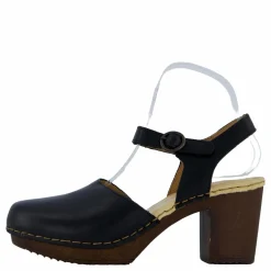 Ten Points Amelia Black