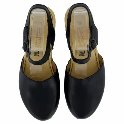 Ten Points Amelia Black