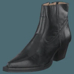 Angulus Ankle Boot. Black