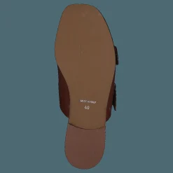 A Pair Buckles Square Flat Cognac