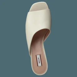 Bally Carin 45 008, Bone 15