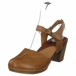 Wildflower Carlos Tan 31