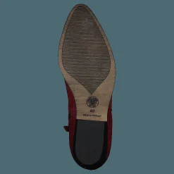 Sneaky Steve Dashed Red