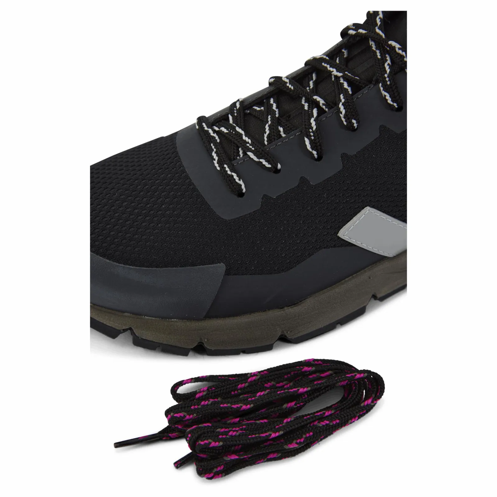 Veja Dekkan Alveomesh Black Oxford Grey To