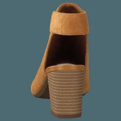 Clarks Deva Bell Tan