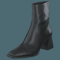 Vagabond Hedda Black