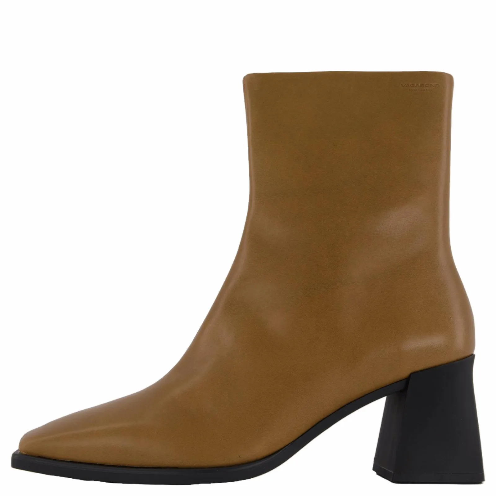 Vagabond Hedda Sepia