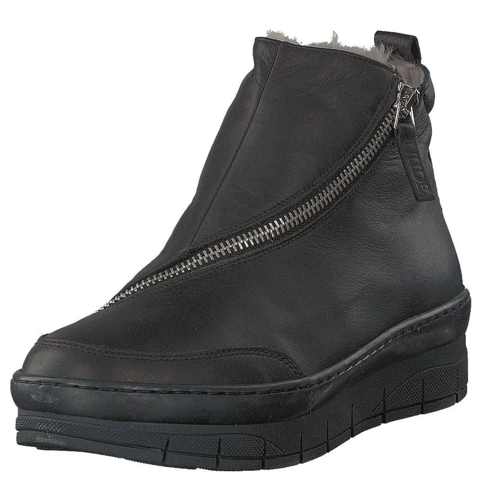 Nude of Scandinavia Hilda Softy / Nero