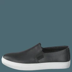 Sköna Marie Isobel Black