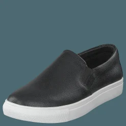 Sköna Marie Isobel Black