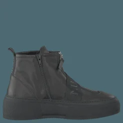 Nude of Scandinavia Jessie Sauvage / Nero