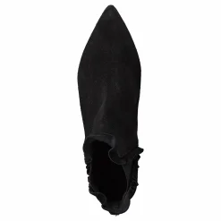 Sixtyseven Leonore Milda Black