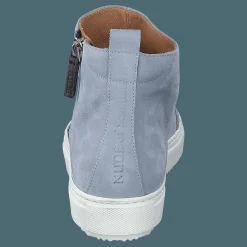 Nude of Scandinavia Lotta Cod / Avion