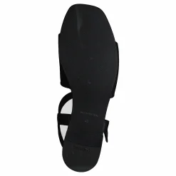 Ten Points Madeleine Black