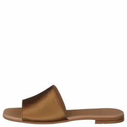 Ten Points Madeleine Caramel