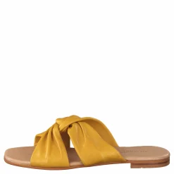 Ten Points Madeleine Yellow