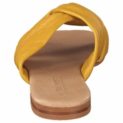 Ten Points Madeleine Yellow