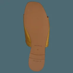 Ten Points Madeleine Yellow