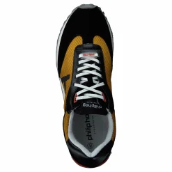 Philip Hog Mary Black/ochra