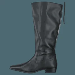 Vagabond Nella Black