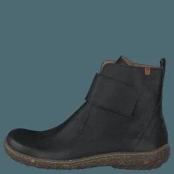 El Naturalista Nido Ella Black