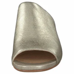 Clarks Orabella Daisy Champagne Leather