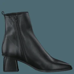 Nude of Scandinavia Petra Osaka / Nero