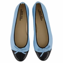 Shoe Biz Stine Blue,black