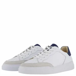 Ten Points Tristan Sneaker