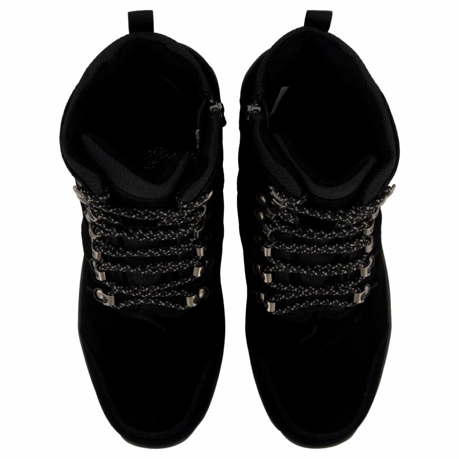 Eskimo Woodford M Studs Black